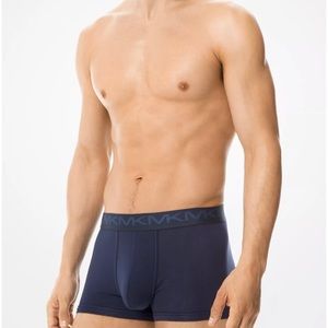 Blue Michael Kors Cotton Trunks 2 Pack

Size Small